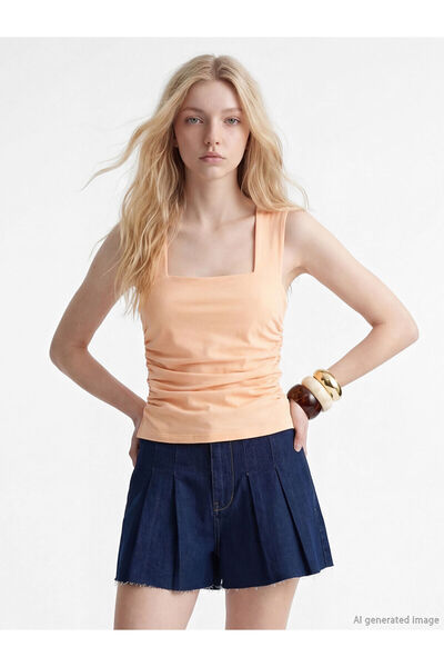 LC Waikiki Özmarka Νέα σεζόν Γυναικεία Αμάνικη Μπλούζα με Τετράγωνο Γιακά λεπ...