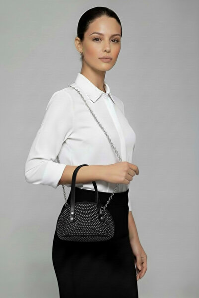 Kavvasi777 Mini Bag with Chained Shoulder Strap and Hanger