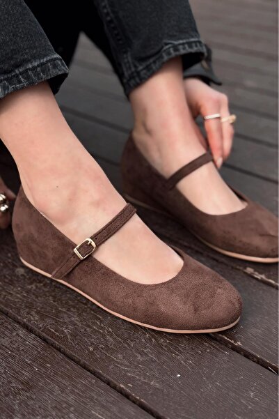 I Love Shoes Γυναικείες μπαλαρίνες Tenris σε ανοιχτό καφέ σουέντ με τακούνι