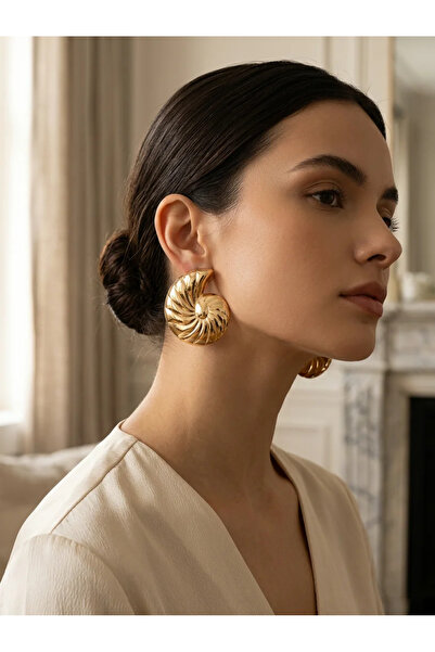 Dorvina Brass Women's Earrings Gold Color Seashell Model Zr Brand Equivalent ...