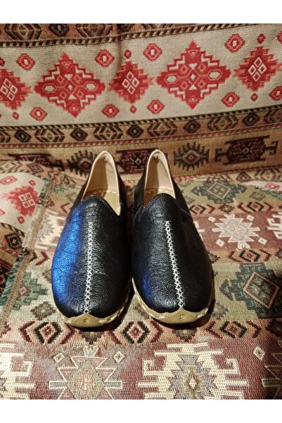 Mekapçı İhsan Siyah Unisex Yemeni Hakiki Deri El Dikimi İnce Topuk Tek Dikişl...