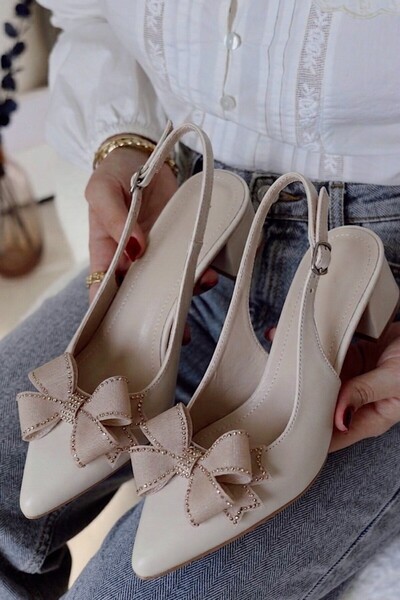 POLKA STORE Pantofi de damă cu toc scurt, cu vârf ascuțit, cu imprimeu floral