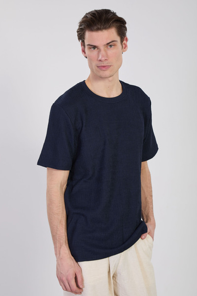 BARRELS AND OIL Ανδρικό T-Shirt με λαιμόκοψη Crew Neck σε χρώμα μελανζέ - Ναυ...