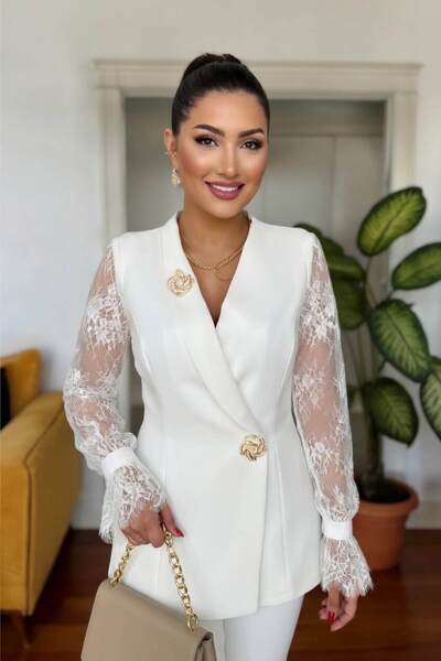 ZISHAN Güpür Kol Detaylı Kruvaze Blazer Ceket & Pantolon Takımı - Premium Kre...