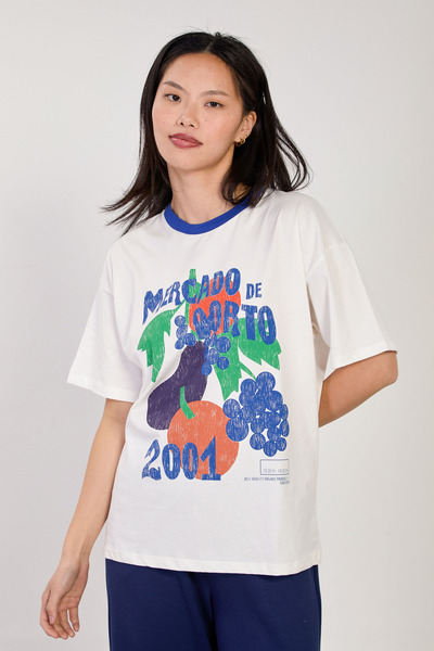 BARRELS AND OIL Дамска тениска с принт „Mercado de Porta“ – екрю