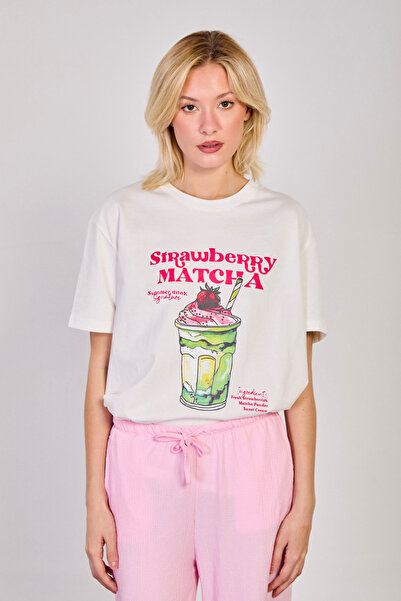 BARRELS AND OIL Strawberry Matcha pentru femei cu imprimeu tricou - Ecru