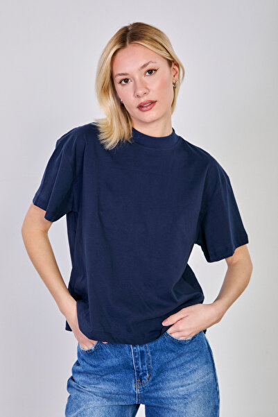 BARRELS AND OIL Femei guler ridicat Yanı cu fantă basic tricou - Albastru închis