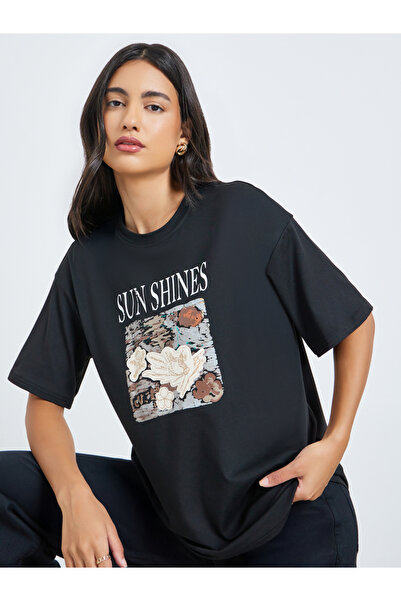 Styli Black Graphic Floral Print Short Sleeve T-Shirt