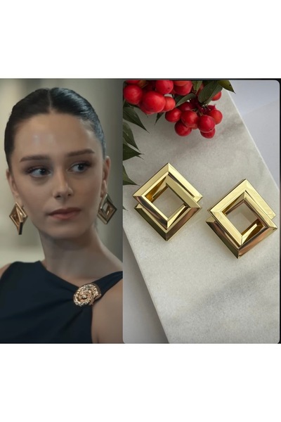 mibrillo Marka muadili gold kare küpe( yeraltı Çiğdem küpe )