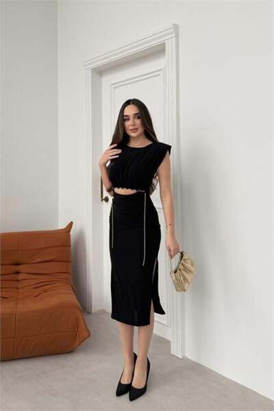 Dipmoda Women's Black Low-Cut Waistline Chain Detail Slit Premium Midi Dress ...