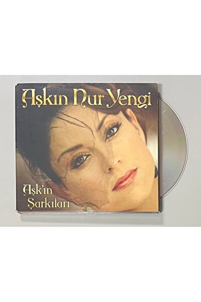 Emre Grafson Müzik أغاني الحب من نور ينجي - أغانٍ عن الحب (CD)