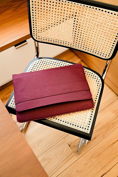 UAG Mouve Laptop/Tablet Sleeve 13 Inch Compatible with Mac Neo A18 Pro, Mac A...