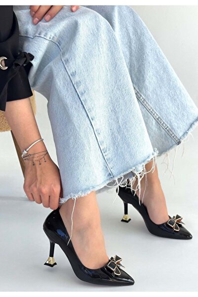 Generic Brand Coby Black Patent Leather Heeled Shoes