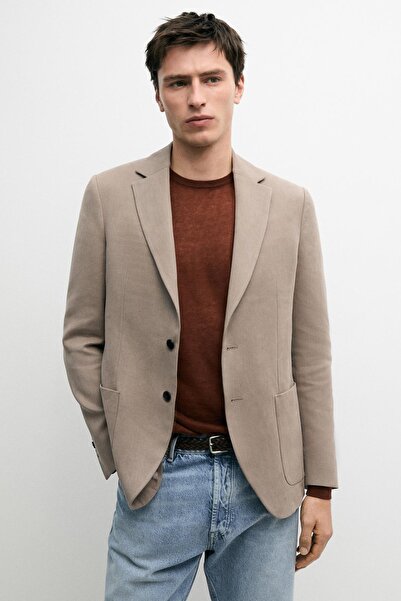 Massimo Dutti American tailoring with linen pocket detail