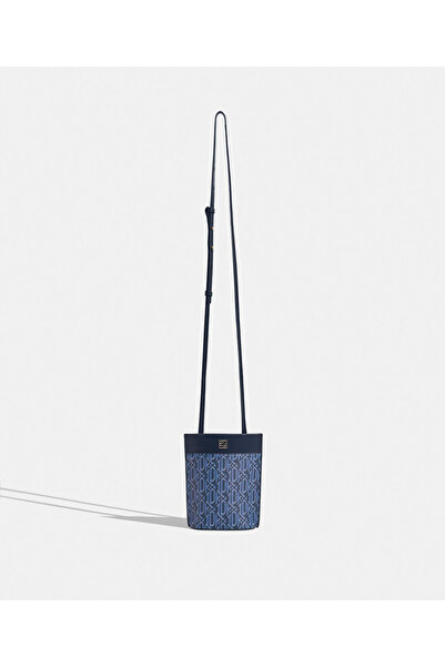 İpekyol Monogram baskılı telefon çantası