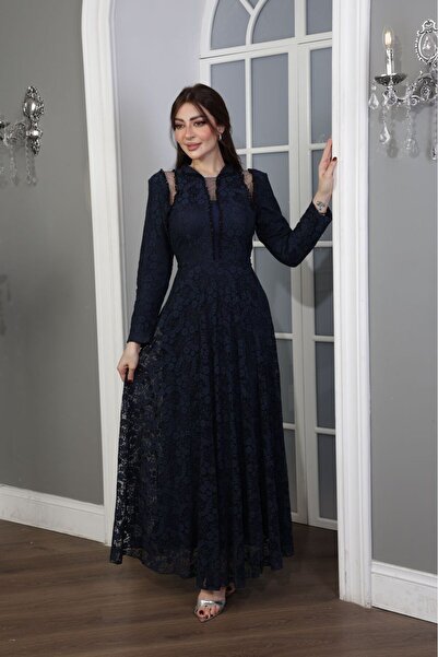 ٌRominz fashion فستان سهرة دانتيل فاخر بتطريز كريستال.