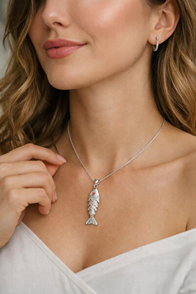 Yıldız Accessory Moving Luck Fish Necklace