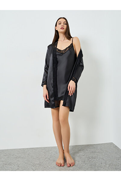 Styli Pack of 2 - Satin V Neck Lace Detail Slip Dress and Robe Set