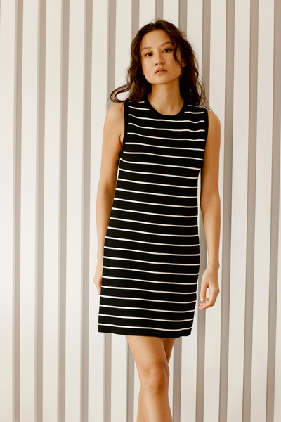 Nisan ΦΟΡΕΜΑ ΜΕ ΡΙΓΕΣ ΠΛΕΚΤΟ