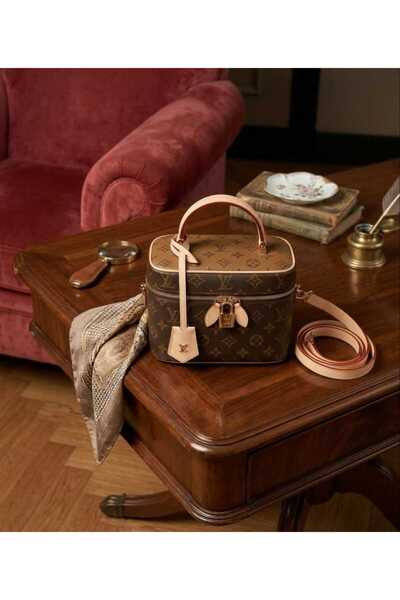 white stars Women's Lv Pattern Modern Arm and Makeup Bag Bag