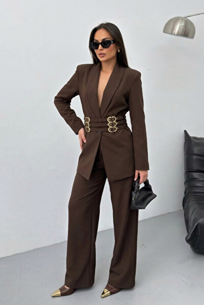 spirituel Women's Black Two-Piece Set Stylish Gold Belted Padded Blazer Jacke...