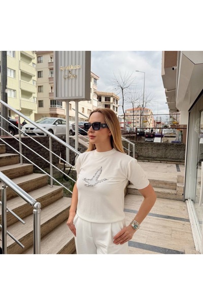 LUMİ Tricou din tricotaj cu model de pasăre brodat cu piatră, Atelier – Mărim...