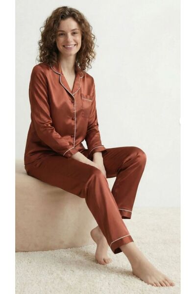 Espuar Women's V-Neck, Buttoned, Piped Detail Satin Pajama Set