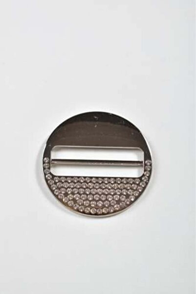 Yarn World Belt clips to enhance and beautify your outfits