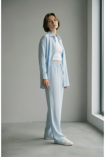 NERATHIS Women's Thin Strawberry Fabric Shirt and Pants Two-Piece Set - Blue