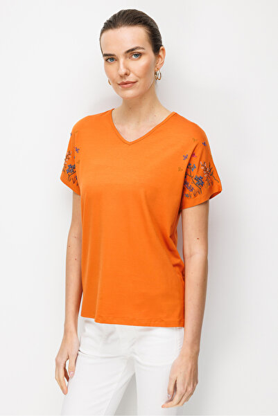 Desen Triko Γυναικείο μπλουζάκι με λαιμόκοψη V, κεντημένο, με χαμηλά μανίκια,...