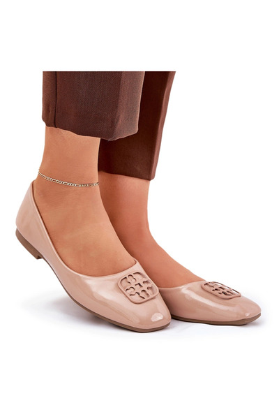 Vinceza Balerini eleganți lăcuiți pentru femei cu detalii decorative bej 1737...