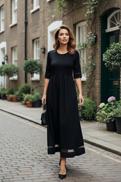 Mossta فستان بياقة دائرية تفاصيل تول كريب - أسود