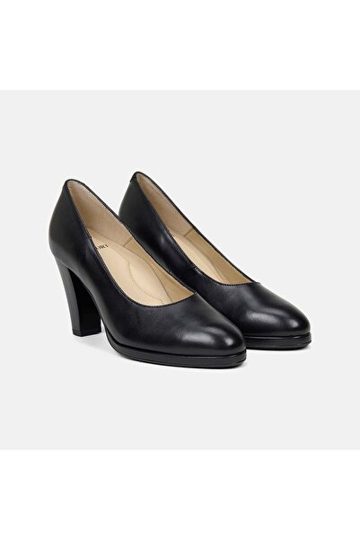 Desa Women's Black Desacomfort Classic Heeled Shoes