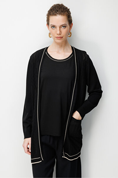 Desen Triko Дамска черна тънка плетена жилетка с V-образно деколте и отворена...