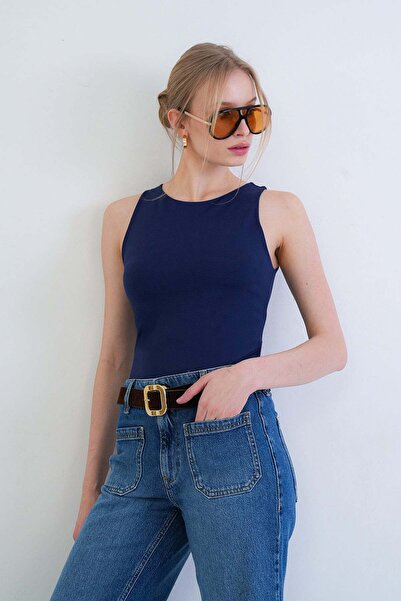 Trend Alaçatı Stili Bluză de damă bleumarin cu bretele subțiri din țesătură S...