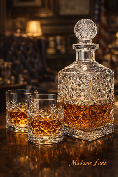 MADAME LUDA Kristal Viski Seti 3 Parça – 1.25 LT Karaf + 2 Viski Bardağı/Kade...