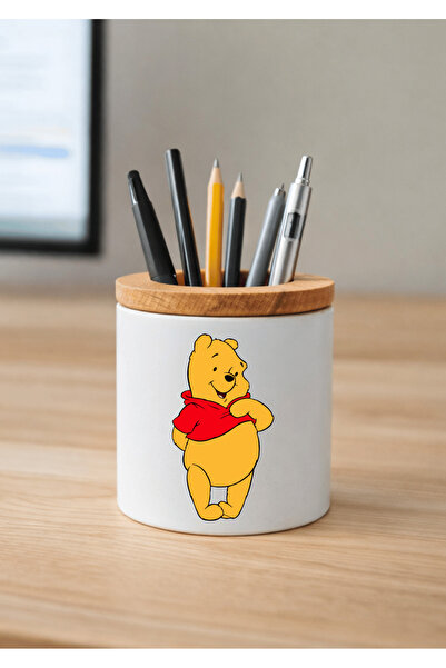 Eylül Design حامل أقلام سيراميك ويني ذا بوه مطبوع مع تفاصيل خشبية لسطح المكتب
