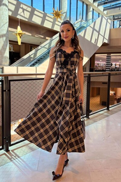 Mine Tan Butik ecosez li dantelă Rochie de damă cu detalii - Maro