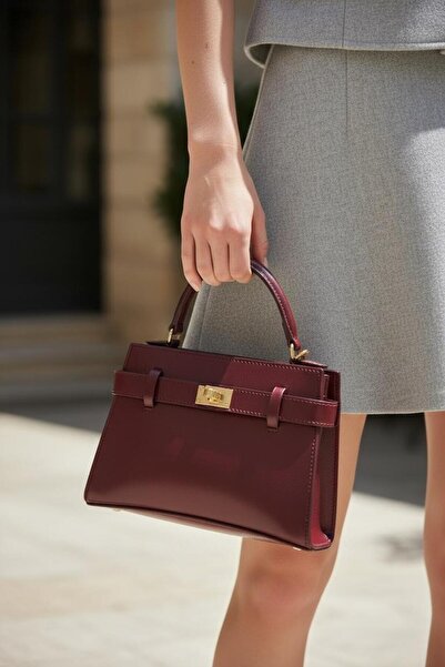 GIG Lockable Belt Detail Mini Square Form Women's Handbag and Shoulder Bag