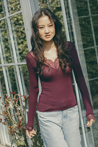 Nisan Δαντέλα ΛΕΠΤΟΜΕΡΕΣ ΜΠΛΟΥΖΑΚΙΑ ΜΕ ΛΑΙΜΟΚΟΨΗ V