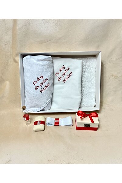 Your Baby Store Trusou botez brodat Cu drag din partea nasilor – rosu, 7 pies...