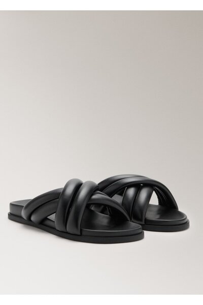 MANGO Woman Deri çapraz dolgulu bantlı sandalet