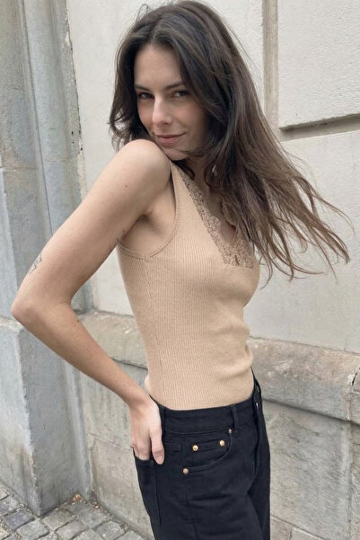 QBZ Lace Detay Zero Arm Body
