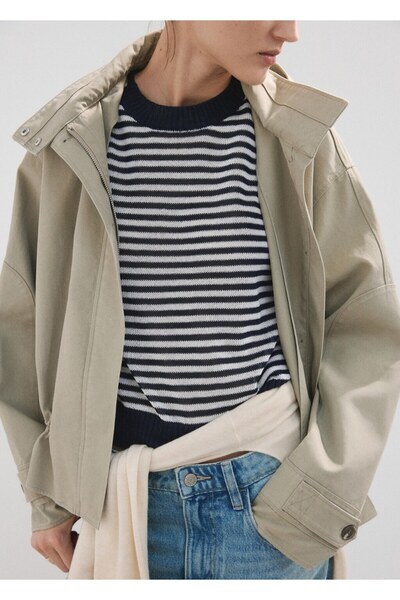 MANGO Woman Çizgili kısa kazak