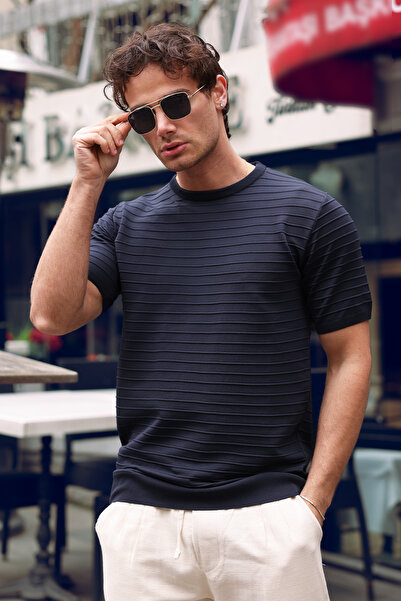 aziso Men's Crew Neck T-Shirt