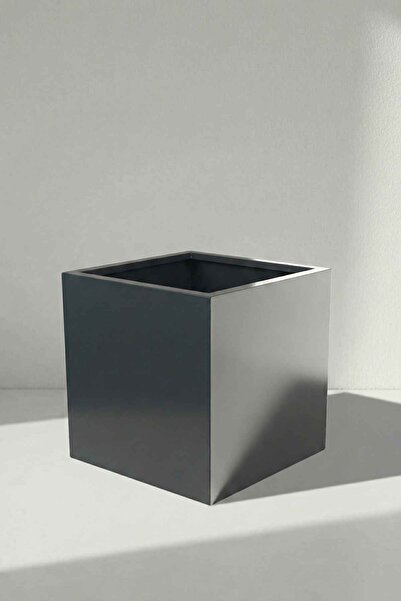 Desen Dekorasyon Zenith 40 cm Kare Küp Metal Saksı - İç & Dış Mekan Modern De...