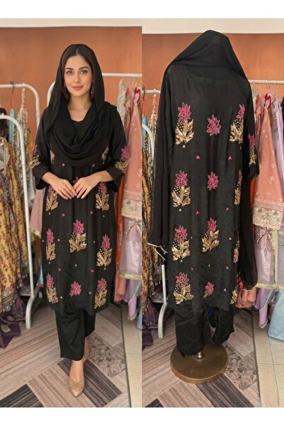 Mysha by arisha Black embellished dress