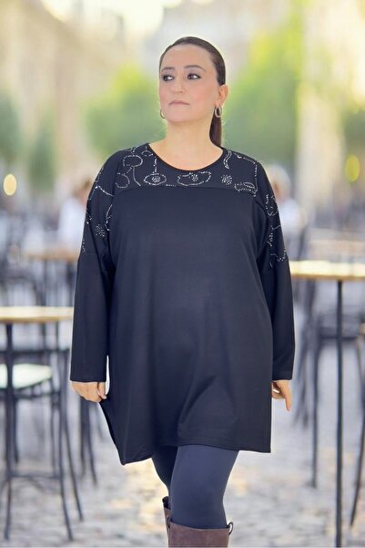 yagmurberen Embroidered on the Shoulders, Crewneck with Slits, Long, Loose-Fi...