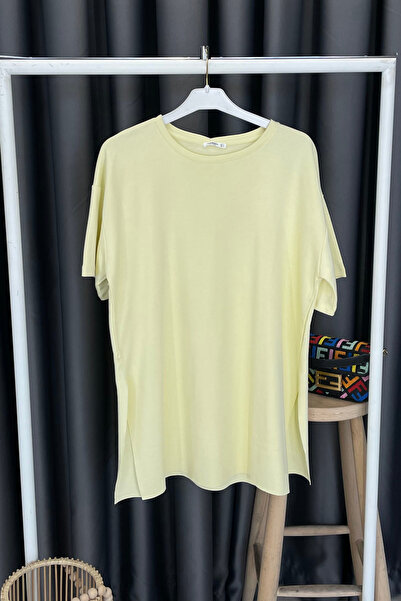 Chamakh Side Slit Detail Basic T-Shirt - Yellow Yellow