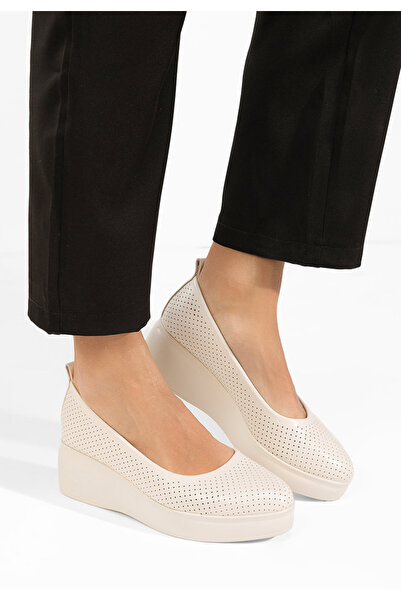 B T Shoes Danetia beige Platform Sole shoes